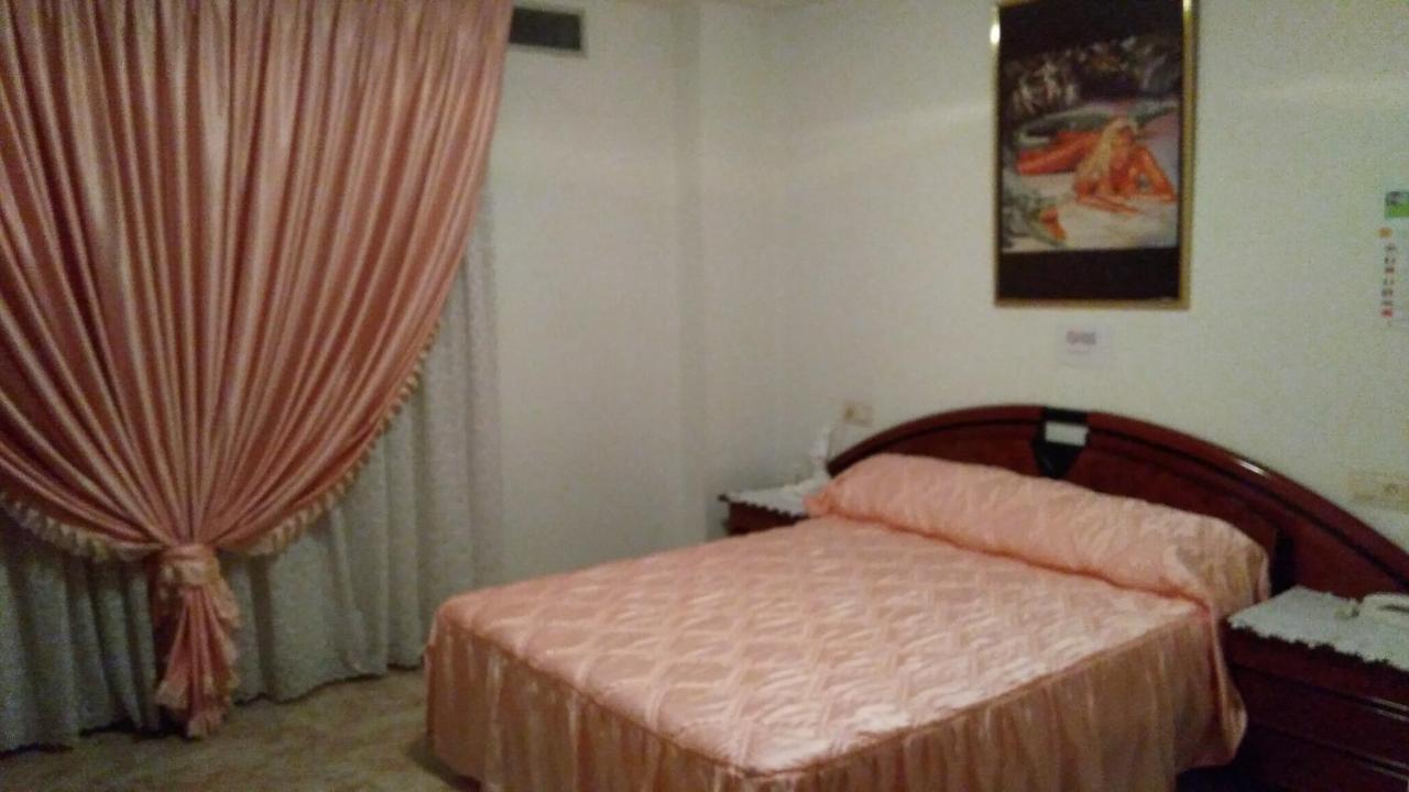 Pension- Mari Loli - Oficial Гуардамар-дел-Сегура Екстер'єр фото