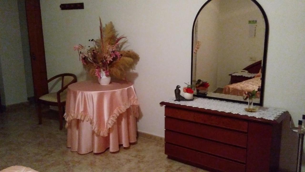 Pension- Mari Loli - Oficial Гуардамар-дел-Сегура Екстер'єр фото